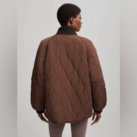 Varley Reno Reversible Quilt Jacket - Picture 7 of 12